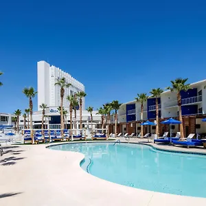 Resort Tropicana Vegas A Doubletree By Hilton & Casino - Free Parking, Las Vegas